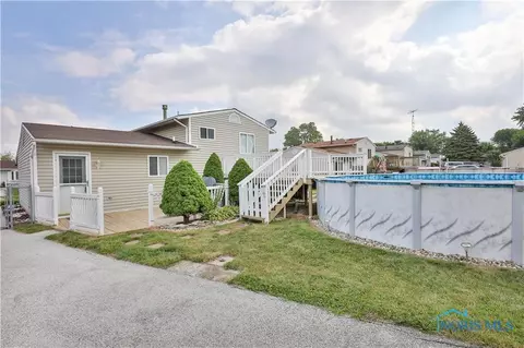 3154 Flame Dr, Oregon, OH 43616 photo 10