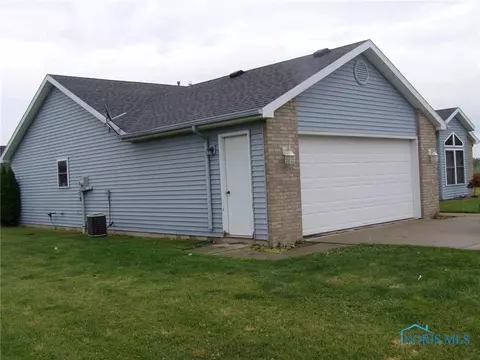 805 Meadowbrook Dr, Paulding, OH 45879 photo 2