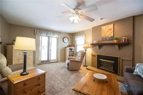 503 E William St, Maumee, OH 43537 photo 5