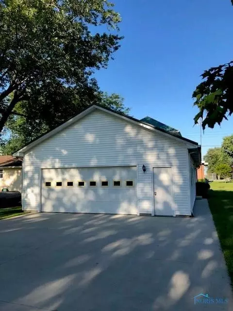 606 Washington St, Blakeslee, OH 43505 photo 4