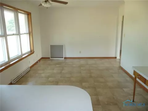 165 Timmons Rd, Bradner, OH 43406 photo 3