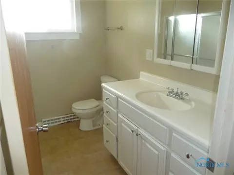 165 Timmons Rd, Bradner, OH 43406 photo 9