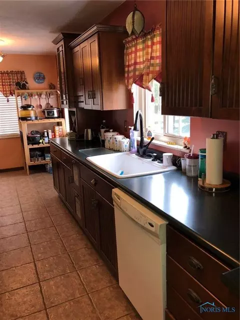 302 E Jackson St, West Unity, OH 43570 photo 9