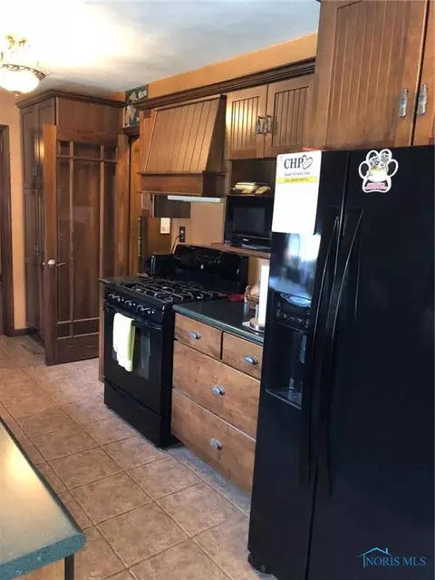 302 E Jackson St, West Unity, OH 43570 photo 10