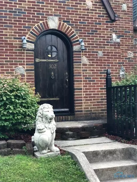 302 E Jackson St, West Unity, OH 43570 photo 2