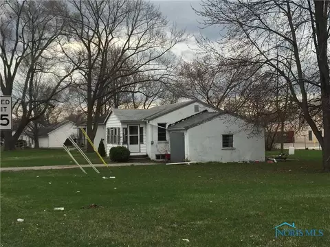 1001 S Main St, Bryan, OH 43506 photo 3