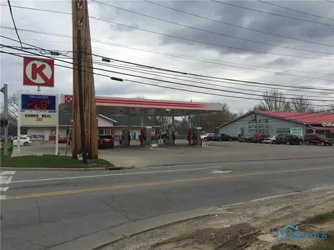 1001 S Main St, Bryan, OH 43506 photo 7