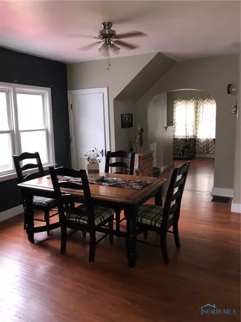 610 S Walnut St, Bryan, OH 43506 photo 5