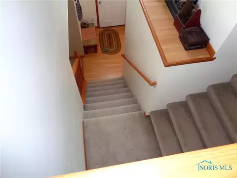 5727 Bermuda Dr, Walbridge, OH 43465 photo 3