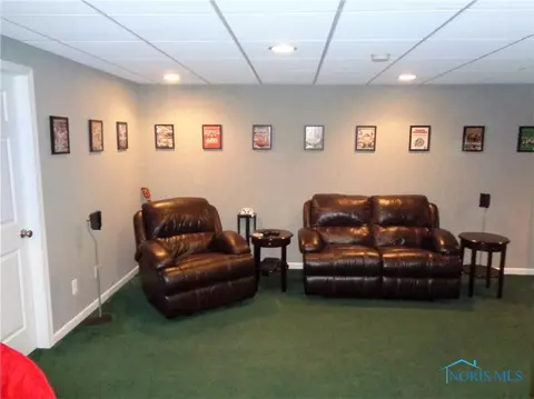 5727 Bermuda Dr, Walbridge, OH 43465 photo 15