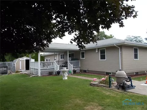 413 E High St, Napoleon, OH 43545 photo 31
