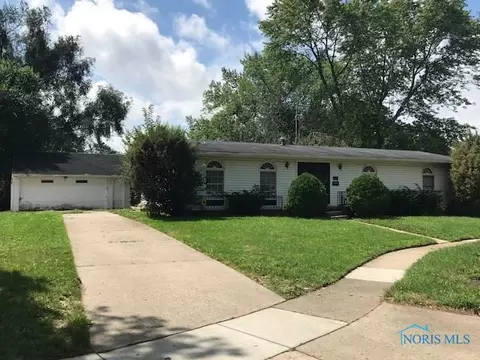 2333 Westmonte Rd, Toledo, OH 43607 photo 1
