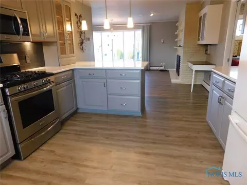 504 Walnut St, Archbold, OH 43502 photo 5