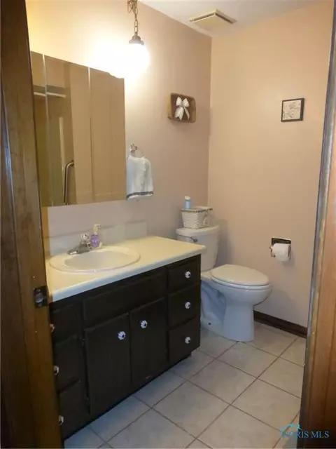 201 Illinois Dr, Bryan, OH 43506 photo 15