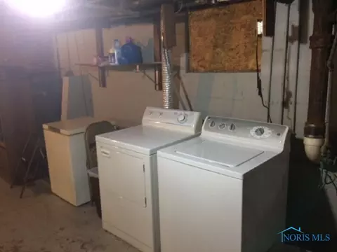 428 E Maple St, Bryan, OH 43506 photo 13