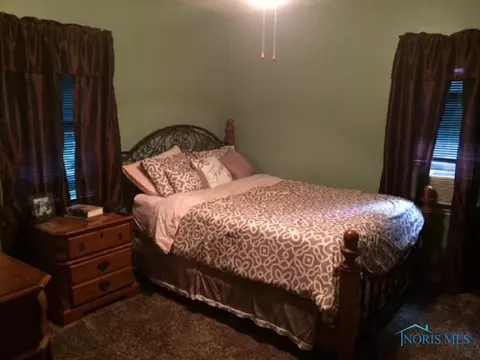 428 E Maple St, Bryan, OH 43506 photo 8