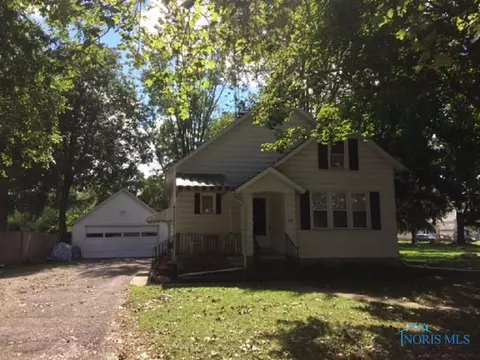 428 E Maple St, Bryan, OH 43506 photo 1