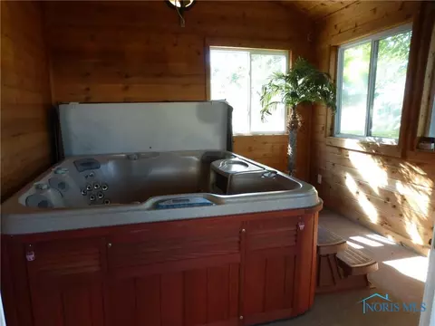 211 Enterprise St, Bryan, OH 43506 photo 5