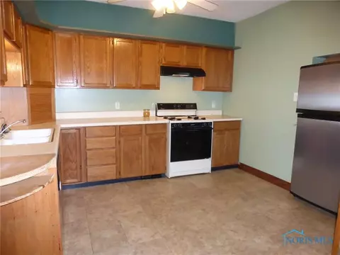 211 Enterprise St, Bryan, OH 43506 photo 9