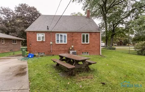 801 Johnson St, Maumee, OH 43537 photo 27