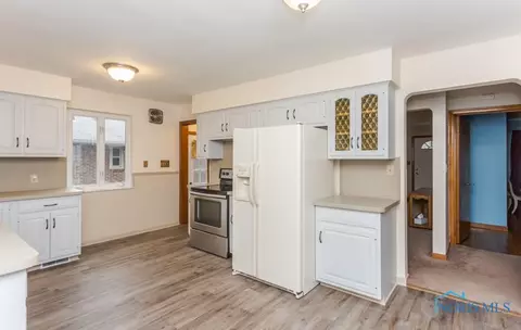 801 Johnson St, Maumee, OH 43537 photo 10