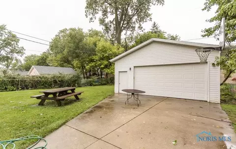 801 Johnson St, Maumee, OH 43537 photo 29