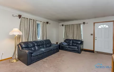 801 Johnson St, Maumee, OH 43537 photo 5