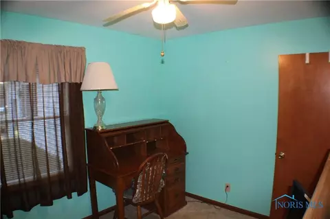 218 E Parklane Ave, Bradner, OH 43406 photo 14
