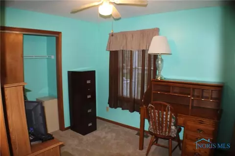 218 E Parklane Ave, Bradner, OH 43406 photo 11