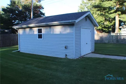 218 E Parklane Ave, Bradner, OH 43406 photo 35