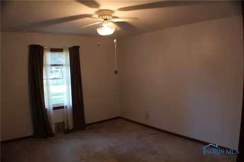 218 E Parklane Ave, Bradner, OH 43406 photo 15