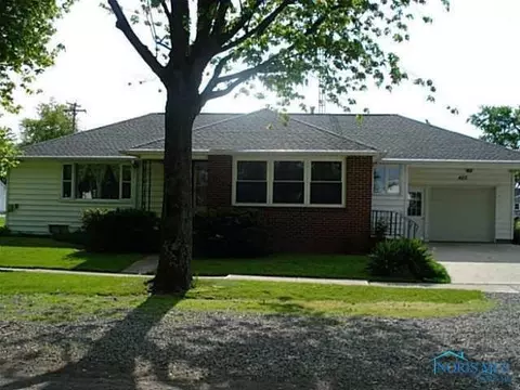 403 S Squire St, Holgate, OH 43527 photo 2
