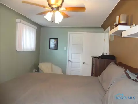 418 Cedar St, Wauseon, OH 43567 photo 8