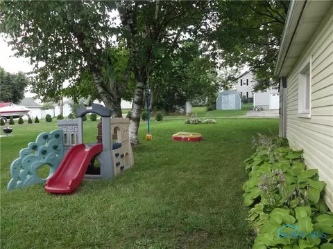 418 Cedar St, Wauseon, OH 43567 photo 18