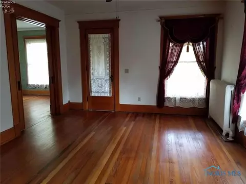 148 E Main St, Wayne, OH 43466 photo 10