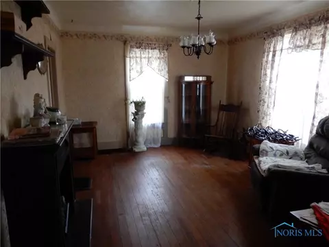 505 N Adrian St, Lyons, OH 43533 photo 10