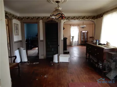 505 N Adrian St, Lyons, OH 43533 photo 9
