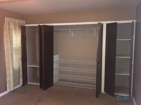 2010 Perth St, Toledo, OH 43607 photo 13
