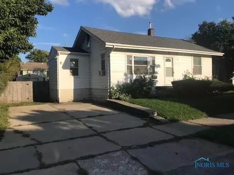 2010 Perth St, Toledo, OH 43607 photo 1