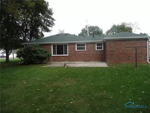 705 E Crocker St, Bradner, OH 43406 photo 12