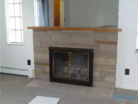 705 E Crocker St, Bradner, OH 43406 photo 7
