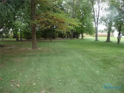 705 E Crocker St, Bradner, OH 43406 photo 13