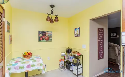 1070 Leith St, Maumee, OH 43537 photo 12