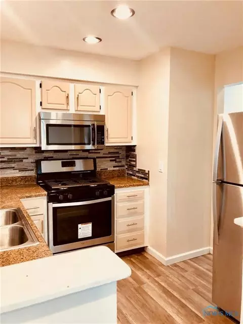 4120 Redondo Ave, Toledo, OH 43607 photo 7