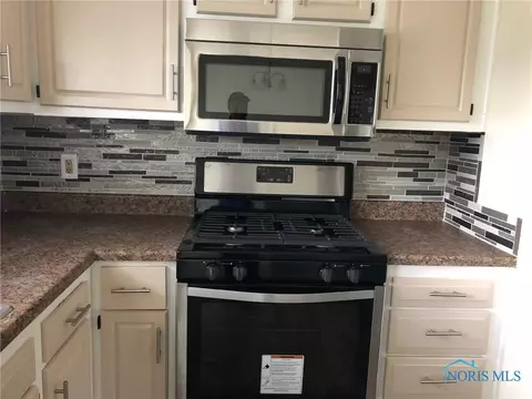 4120 Redondo Ave, Toledo, OH 43607 photo 5