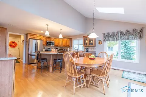 8927 White Eagle, Sylvania, OH 43560 photo 10