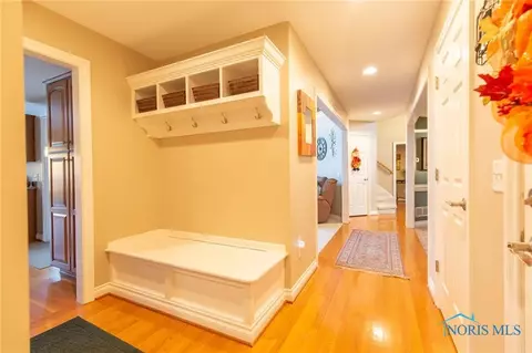8927 White Eagle, Sylvania, OH 43560 photo 12