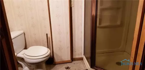 2004 Barrows St, Toledo, OH 43613 photo 19