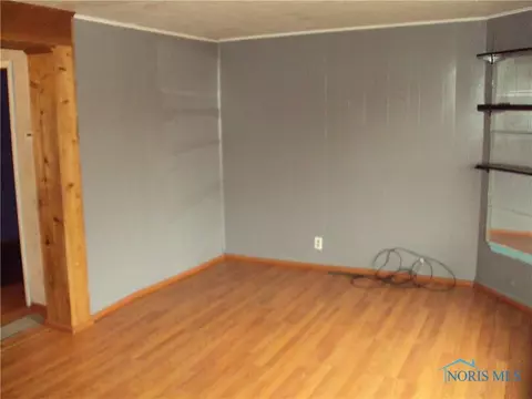 402 E Main St, Fayette, OH 43521 photo 13