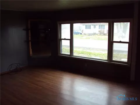 402 E Main St, Fayette, OH 43521 photo 12